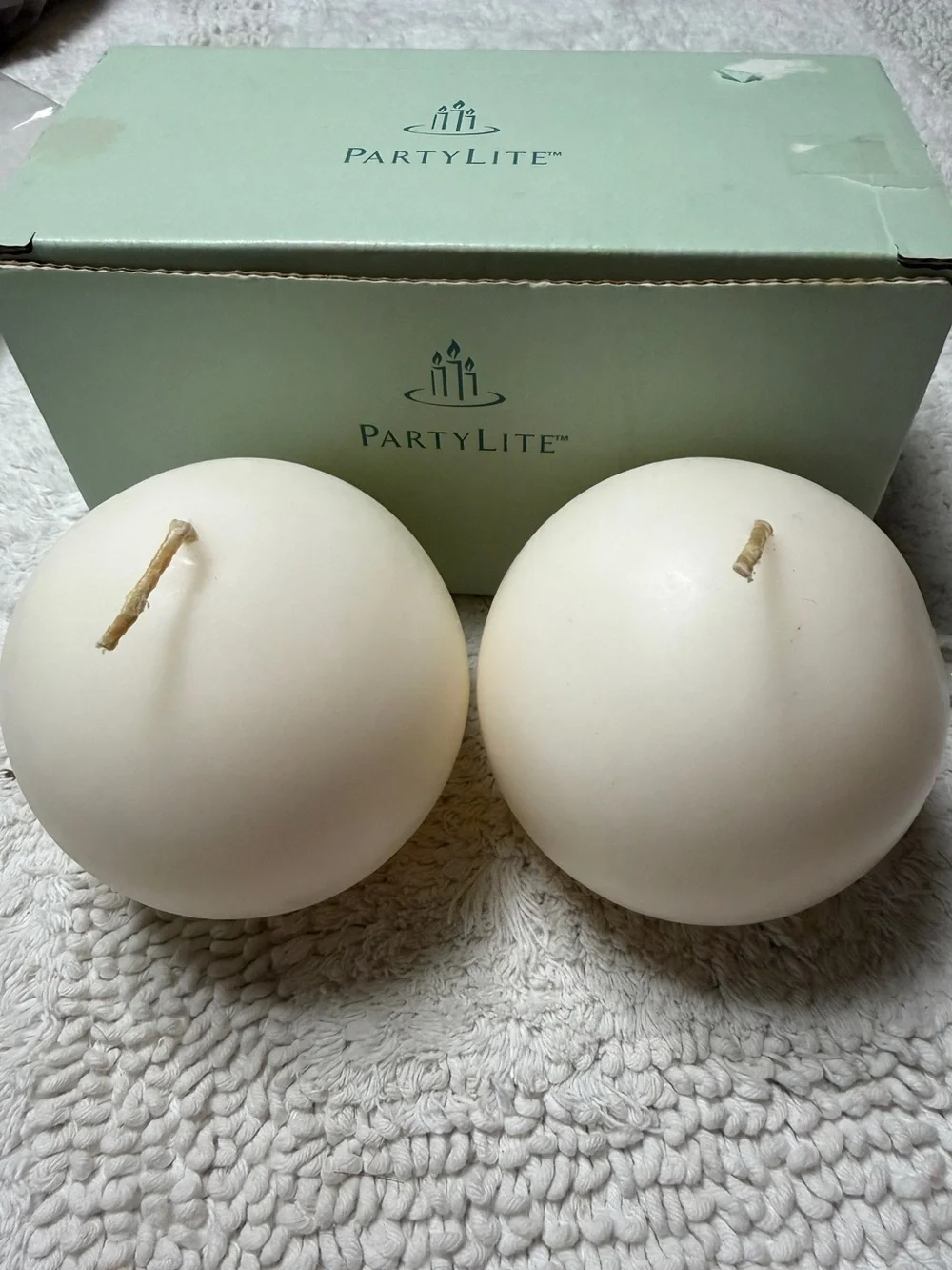 NWT Partylite 3” Ball Candles in “Spiced Vanilla”